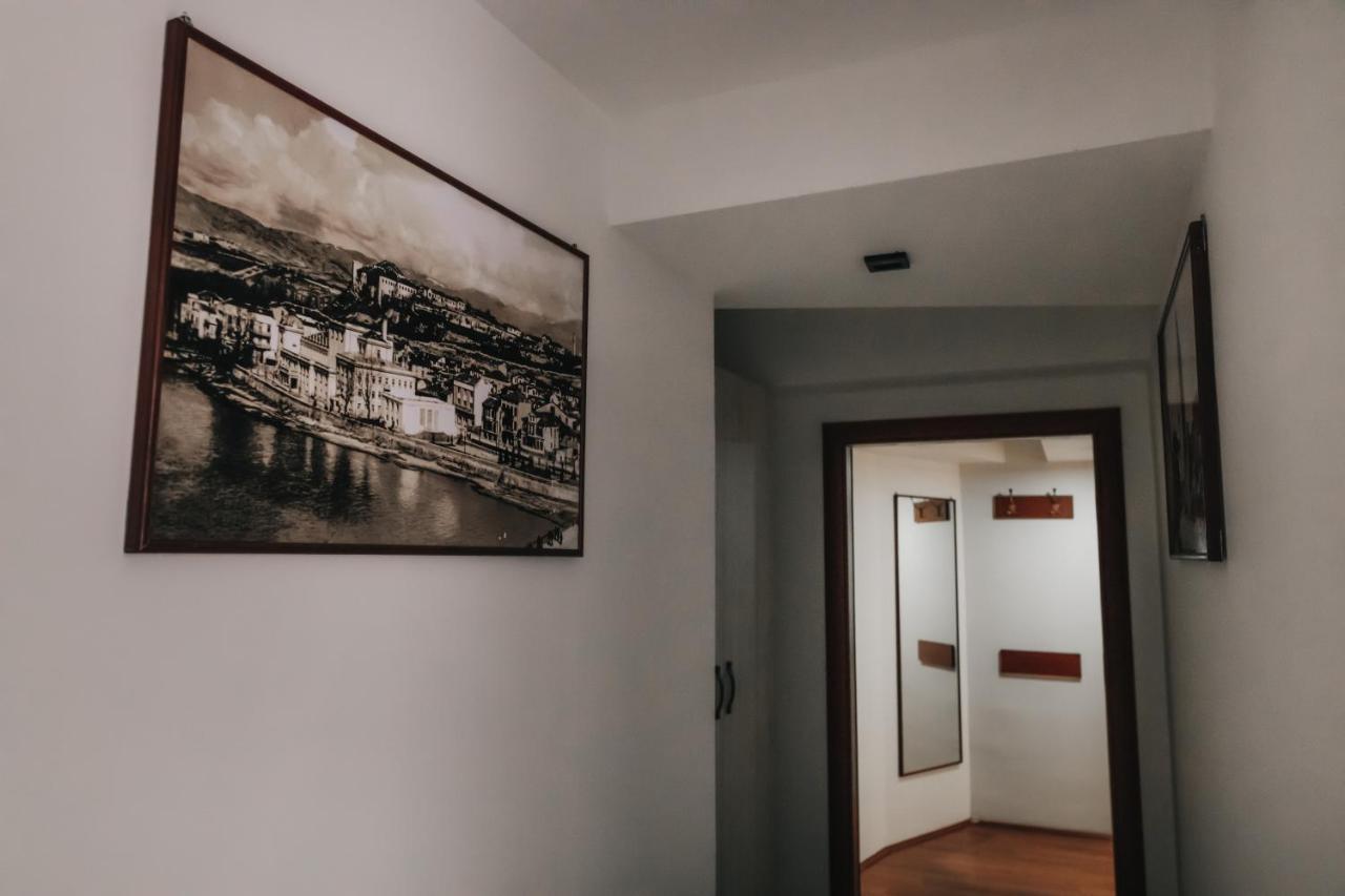 Hotel Gate Скопье Экстерьер фото